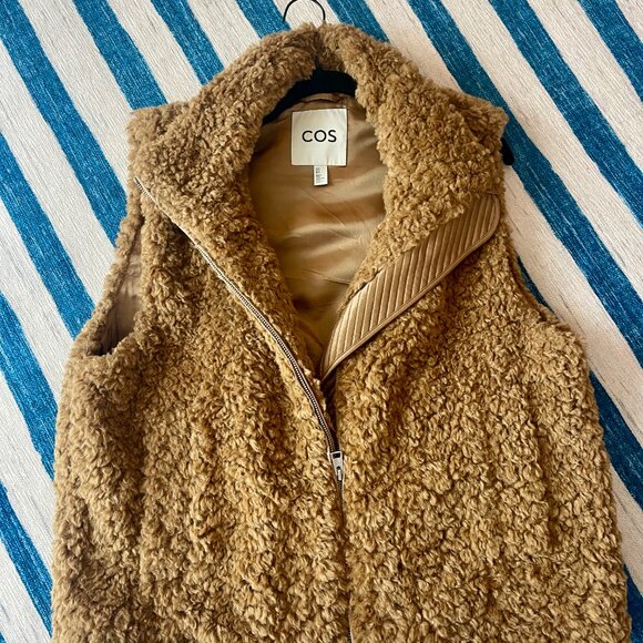 COS Teddy Zip-Up Vest Sz 14 - Picture 4 of 6